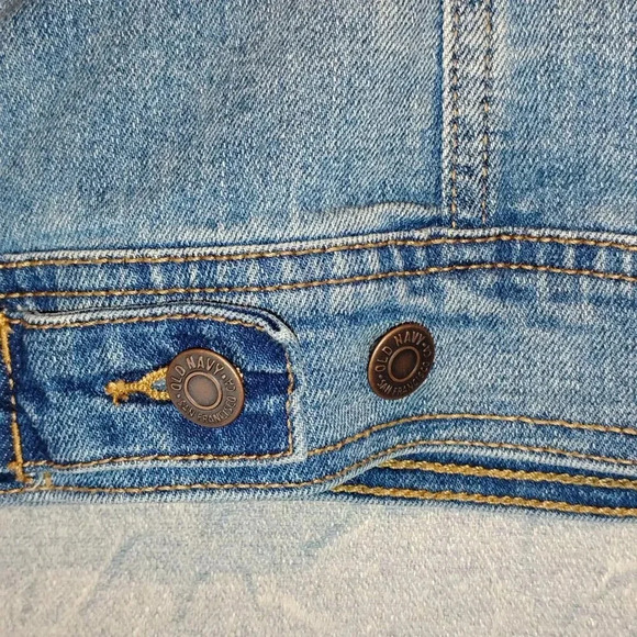 Old Navy Women's Long  Sleeve Button Down Blue Denim Jean Jacket Size Small - Picture 10 of 15
